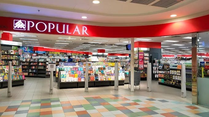 POPULAR bookstore @ AEON Mall Kinta City