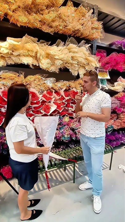 2KM Florist & Gift kajang