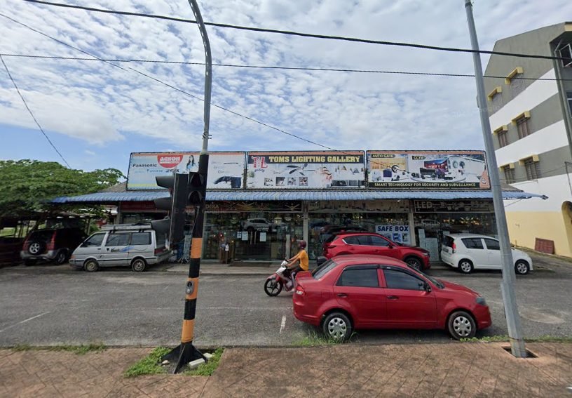 Tom Lighting Gallery Kedai lampu