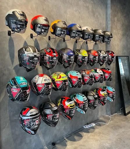 Wrench Racer Helmet