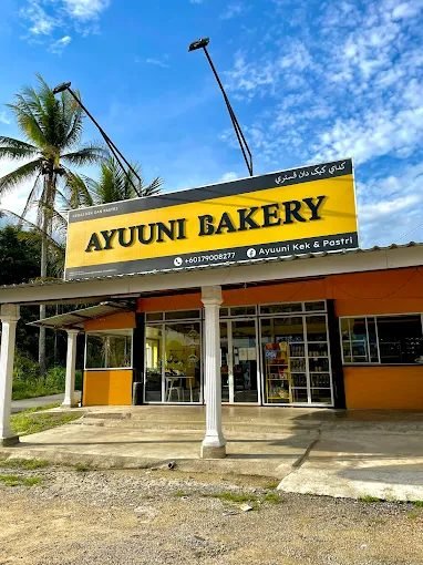 Ayuuni Kek & Pastri