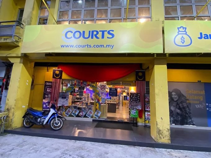 COURTS Kulai