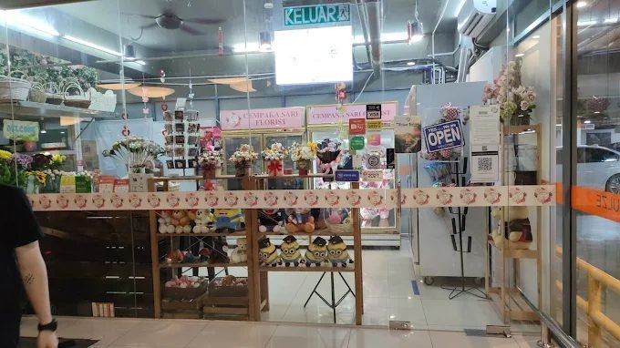 Cempaka Sari Florist & Gift @ Dpulze Shopping Mall