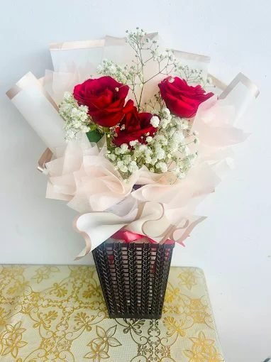 HillPark Flower Shop @Hillpark Stores