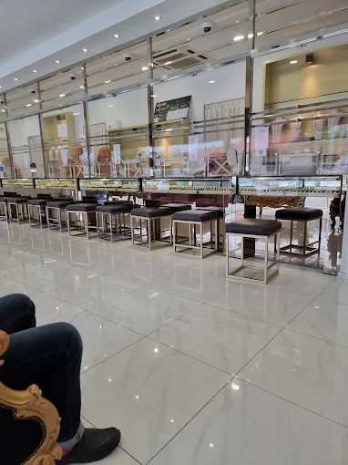 Kedai Emas Merchant9 Keramat LRT Damai