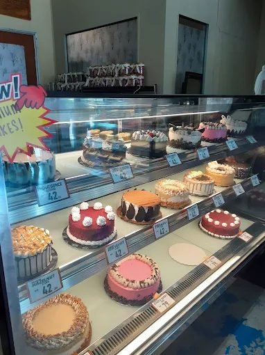 Kedai Kek Bukit Beruntung | Safa Confectionary