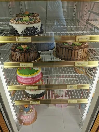 Kedai Kek Dan Roti Enak