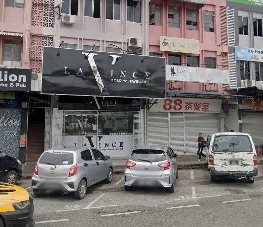 Lavince Gold & Jewellery No 4 ( Sibu Old Pasar Branch )
