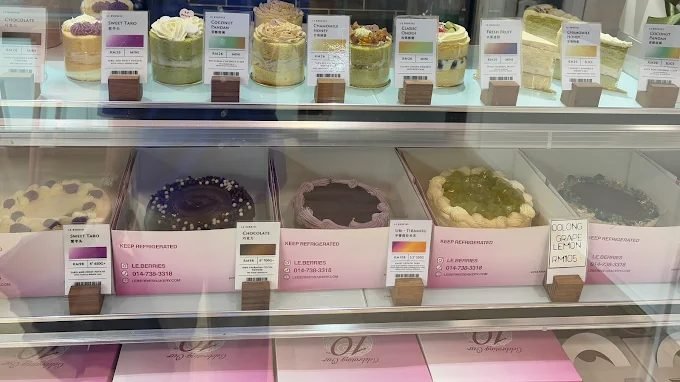 Le Berries Gaya Street