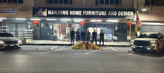 Louis Cozy Furniture