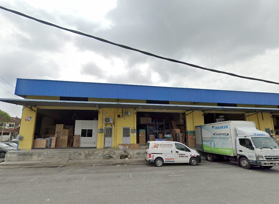 Tanradio.com sdn bhd TR Warehouse Kota Tinggi