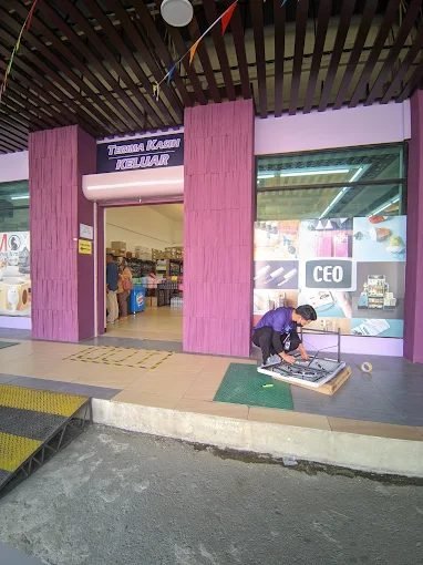 YKL Borong Runcit Tawau (Furniture, Plasticware, Homeware)