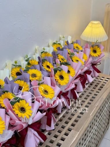 YS Flower House (Teluk Intan Florist)
