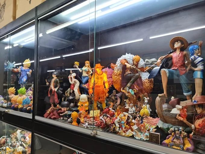 Avengers 75 Toy Trading jalan raja laut