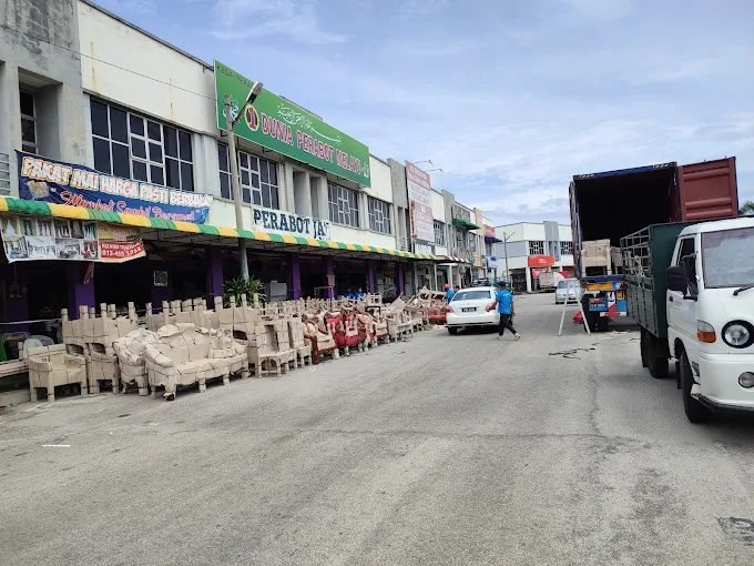 Dunia Perabut Melayu