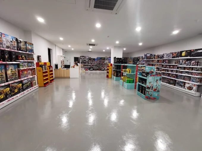 LEGO Malaysia Store - Brickstown Creation (M) Sdn Bhd (Puchong)