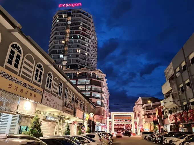 Octagon Shopping Centre