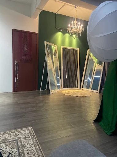 Cazaluna Fashion & Accessories Boutique