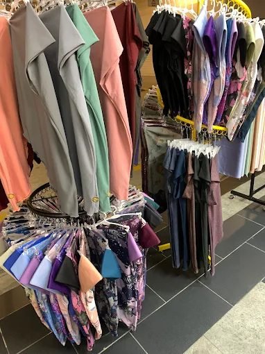 Emma Zainal.co – Tudung, Hijab, Blouse Johor Bahru