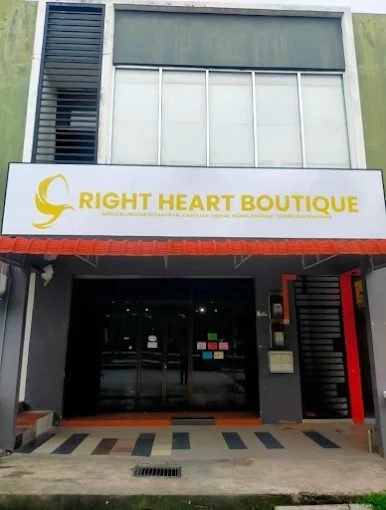 Right Heart Boutique