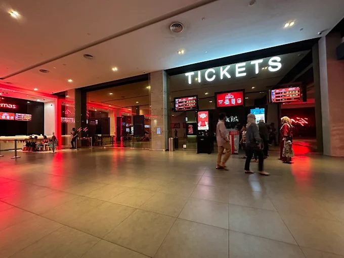 TGV Encorp Strand Mall