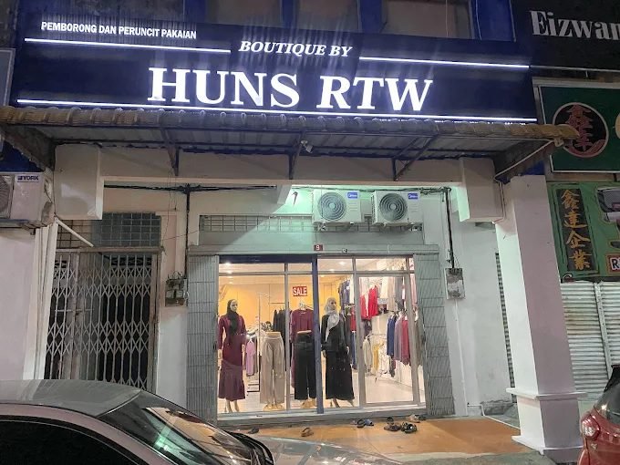 HUNS RTW Boutique