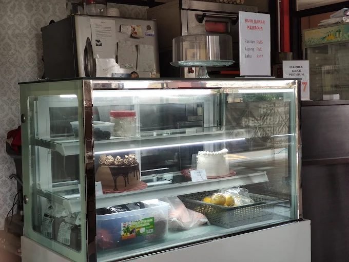 Wakjo Pastry Cake N Cafe Gelang Patah