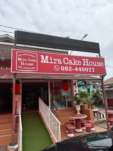 Mira Cake House